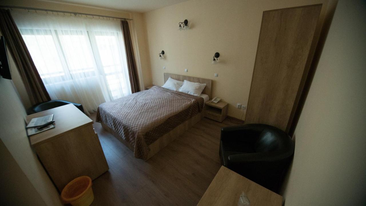 Affittacamere Melba 3 Flori Cazanele Dunarii *